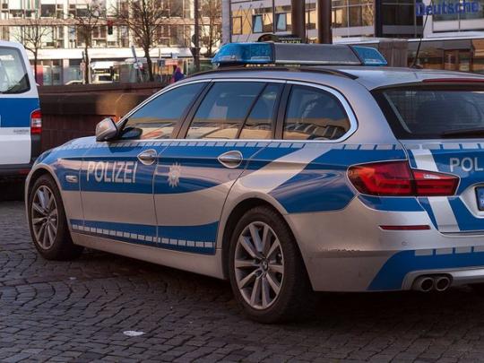 В Германии 150 беженцев напали на полицейских