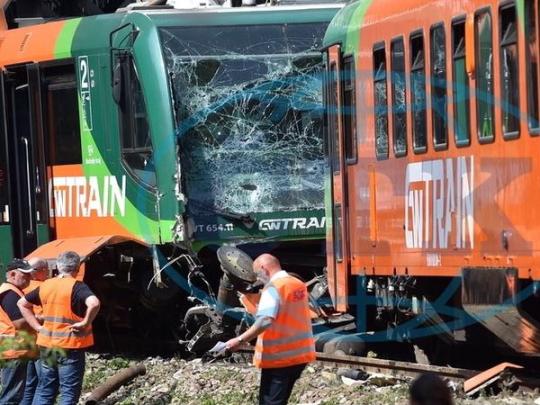 В Чехии столкнулись пассажирские поезда: есть пострадавшие