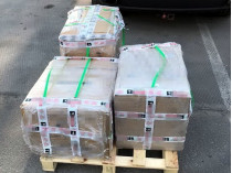 Посылка с начинкой: в Киев везли ролики и 5 кг кокаина (фото)