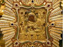 В Киев привезли чудотворную Почаевскую икону Божьей Матери 