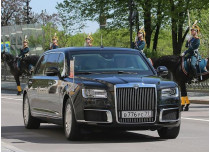 личный лимузин Путина Aurus 