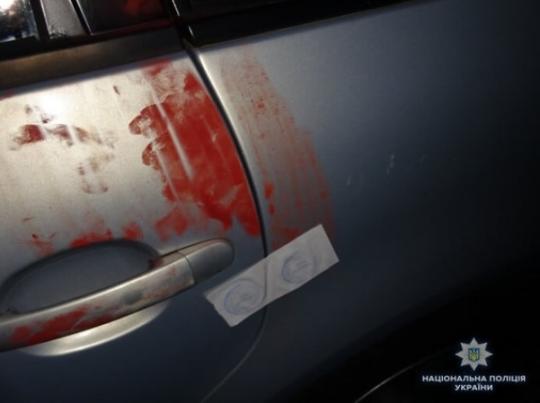 В Киеве водитель избил полицейского битой за замечание