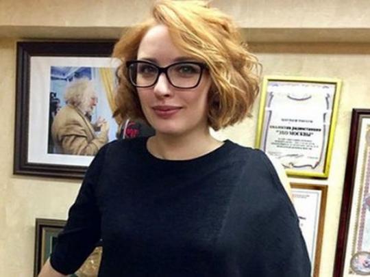 Ударившего журналистку «Эха Москвы» ножом освободили от ответственности
