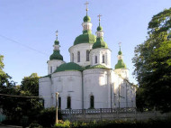 Что было найдено в ходе начавшихся раскопок возле Кирилловской церкви в Киеве (фото)