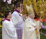 Папа римский бенедикт xvi отслужил мессу в честь пасхи