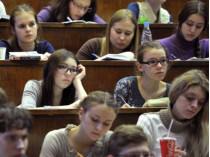 В Минобразования начали служебное расследование поездки студентов в Крым