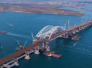 Порошенко: Мост понадобится оккупантам при бегстве из нашего Крыма