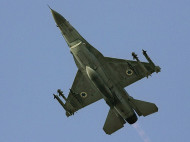 Израильские военные нанесли авиаудар по объектам ХАМАС в секторе Газа