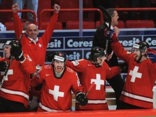 Спустя 83 года в финале чемпионата мира по хоккею сыграет сборная Швейцарии (видео)