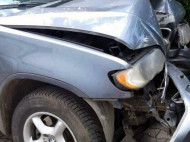 В Одесской области пьяный священник разбил свой BMW X5 и сбежал с места аварии (фото)
