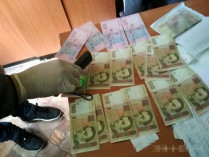 Преподаватель Полтавского педуниверситета попался на взятке более 60 тысяч гривен (фото)
