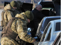 За прошедшие сутки КПВВ на Донбассе пересекли 40 тысяч человек 