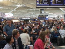 В лондонском аэропорту Станстед из-за удара молнии отменили часть рейсов
