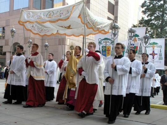 31 мая католики отмечают праздник Пресвятого Тела и Крови Христа