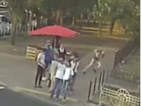 Видео с камер наблюдения, где в объектив попали все члены банды, появилось в интернете