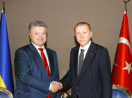 Порошенко призвал Турцию помочь в освобождении украинских заложников в РФ