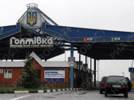 Пограничники объяснили очереди автомобилей на границе с РФ