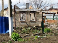 При обстреле поселка под Мариуполем ранен пенсионер, — полиция