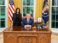 Ким Кардашьян встретилась с Трампом потому, что метит на место первой леди (фото)