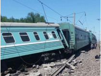 В Казахстане сошел с рельсов пассажирский поезд: есть пострадавшие