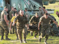 Боевики обстреляли украинских военных медиков, — штаб ООС