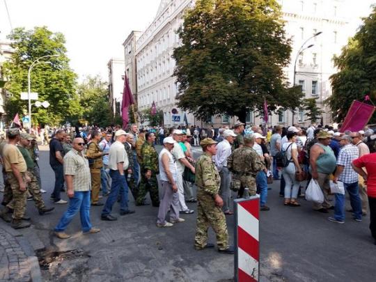В МВД предупредили о заторах в правительственном квартале в Киеве