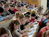Польша начала стимулировать трудоустройство студентов из Украины