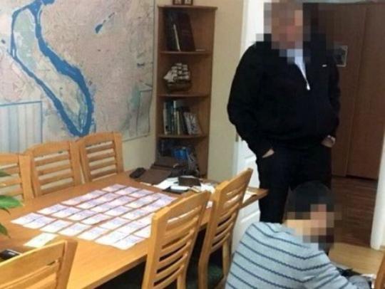 Подозреваемый в коррупции чиновник вышел под залог и бежал в Крым
