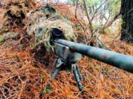 «Снял» пулеметчика с 300 метров: в сети показали работу украинского снайпера