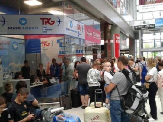 Часть украинских туристов вернулась из Туниса