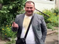 В Киеве за рулем поймали вдрызг пьяного работника суда (видео)