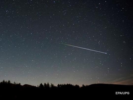 В Китае сняли на видео падение метеорита