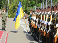 Украина примет участие в саммите НАТО, несмотря на разногласия с Венгрией