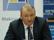 Для чого держава, якщо декілька тисяч євробляхерів можуть поставити її на коліна? — дипломат