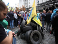 "Евроавтомобилисты" решили ночевать под Кабмином