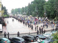 Митинги под парламентом: за доступную растаможку «евроблях» и против закрытия шахт