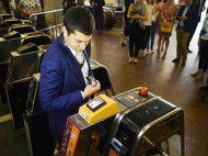 Метро Киева: как бесплатно получить жетоны нового образца