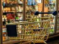 Россия еще на год продлила продовольственные контрсанкции