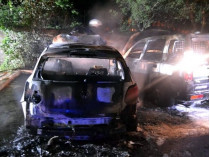 Сожгли автомобиль известного волонтера (фото)