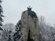 За голову Шевченко вандал получил три года ограничения свободы (фото)