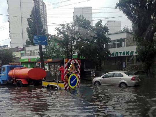 Потоп после ливня в Киеве