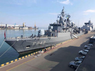 Командующий SNMG2 пояснил, в каком случае корабли НАТО применят оружие в Черном море