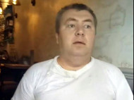 В Чернигове избили экс-депутата, сторонника "русского мира": в сети показали видео (видео 18+)