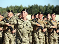 Украинским военным повысят зарплаты: озвучены конкретные суммы