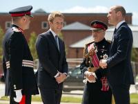 Хью Гросвенор и принц Уильям на церемонии открытия Национального центра реабилитации военнослужащих