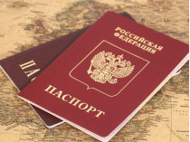 Крымчан пустили в Европу по российским паспортам: разгорается дипломатический скандал