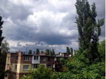 Киевлян предупредили о грозе и шквальном ветре в ближайшие часы