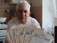 80-летний студент из Харькова рассказал, как за три-четыре дня осваивает курс, рассчитанный на несколько недель