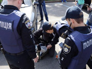 Террористы обстреляли Марьинку, ранения получили двое полицейских