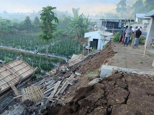 Последствия землетрясения на Ломбоке